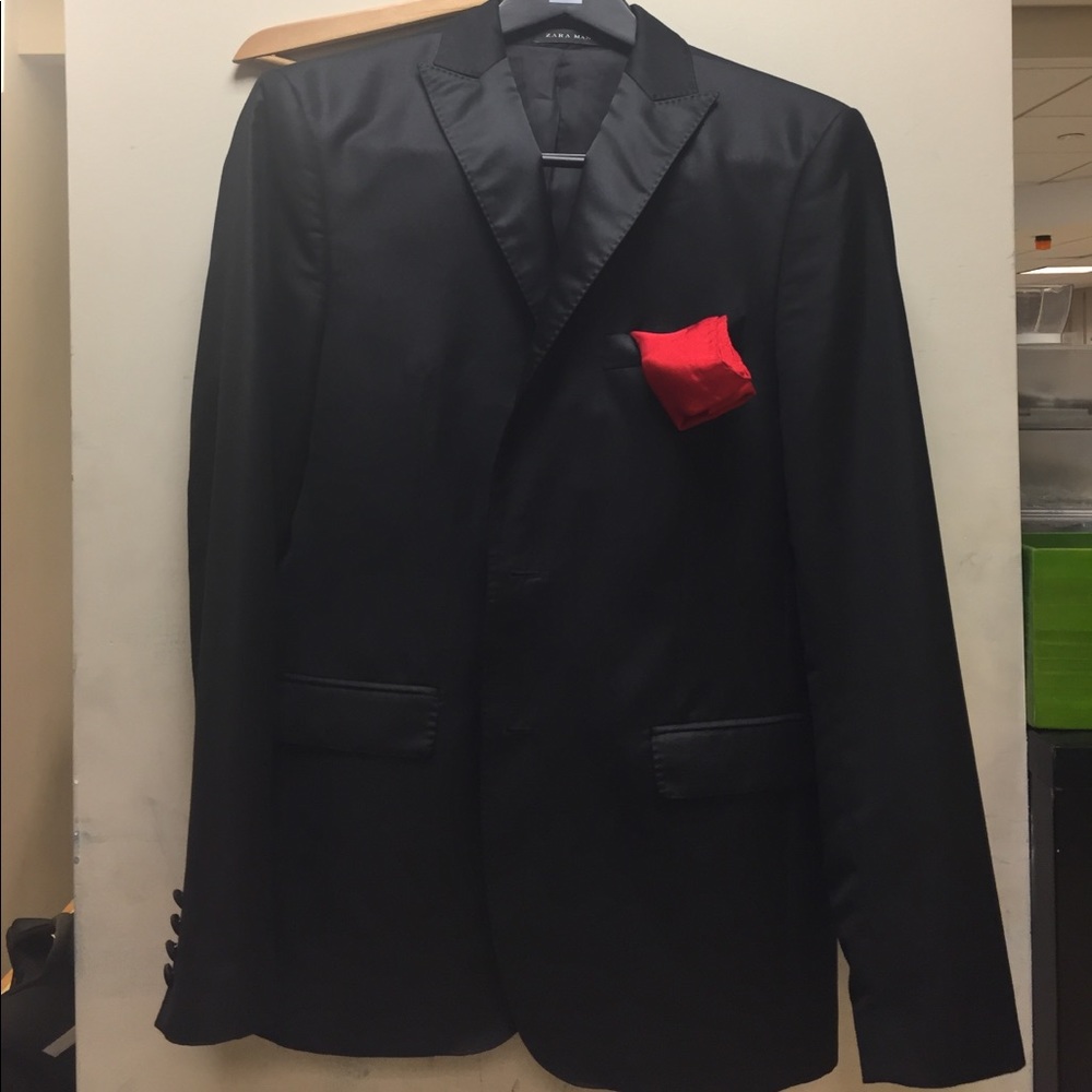 ZARA MAN BLAZER