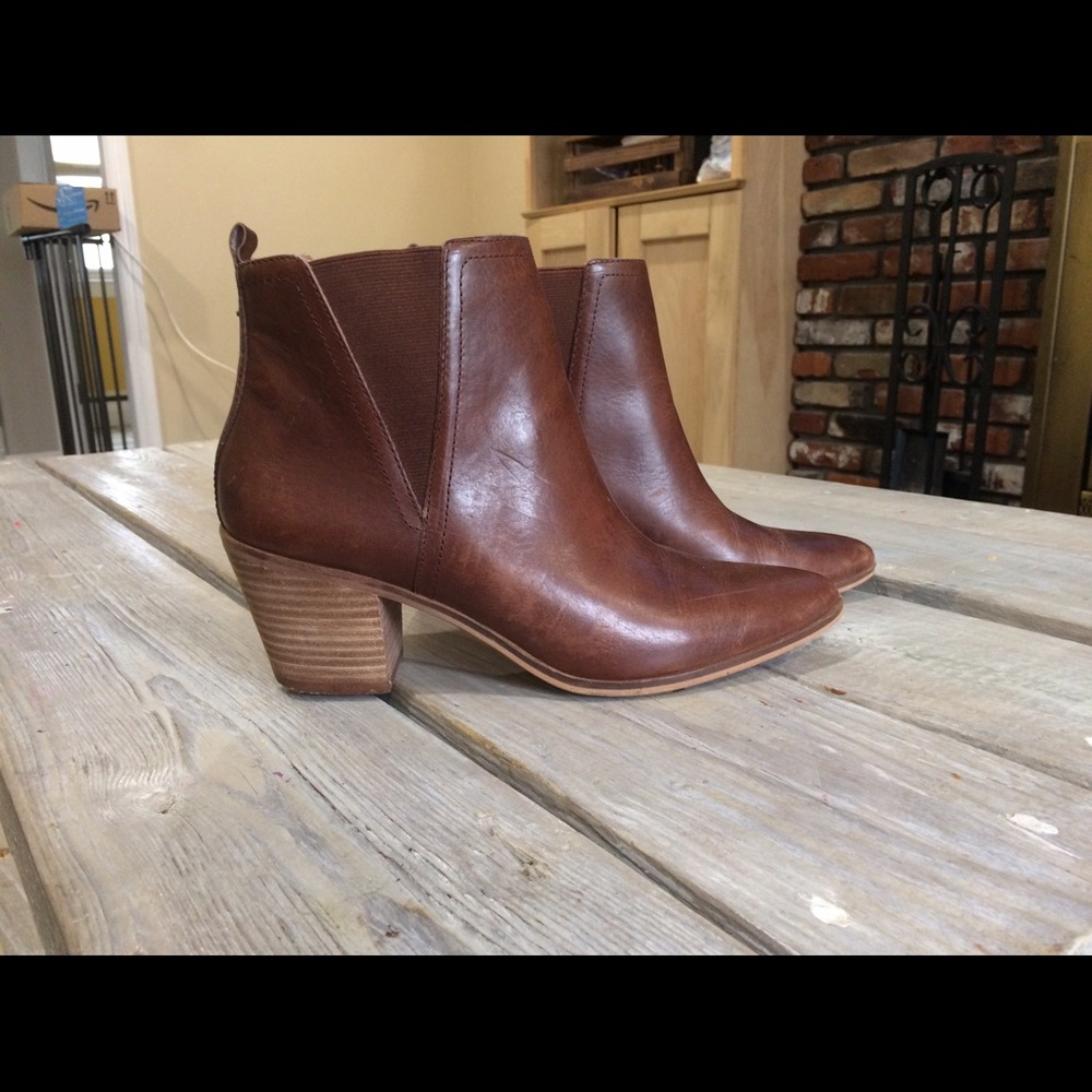 Lucky Brand "Lorry" booties