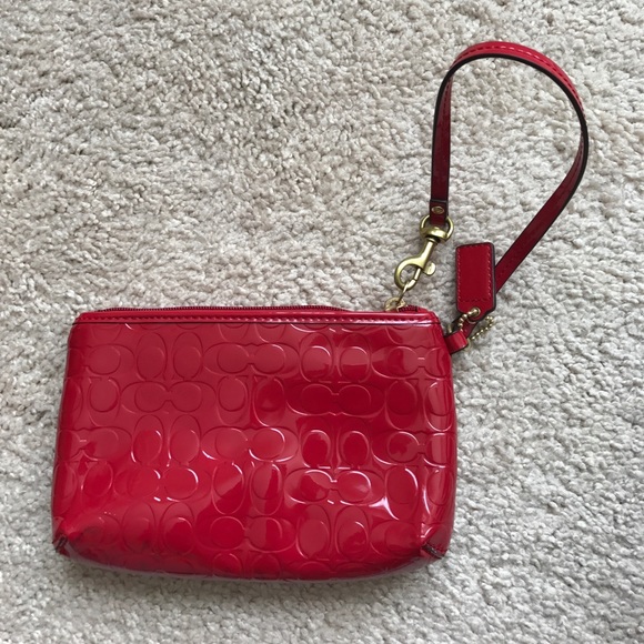 Coach patent embossed red liquid gloss wristlet - Picture 2 of 8