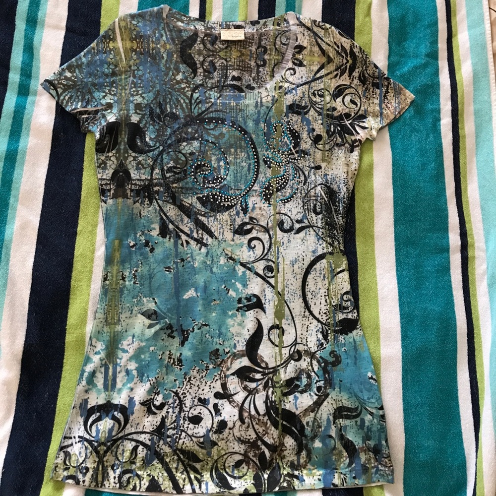 Daytrip shirt from Buckle. (M)