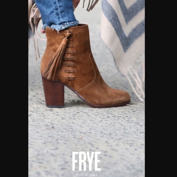 Frye Shoes - HP!🎉5🌟Rated👍🔥NIB Frye Tassel Booties-Chestnut