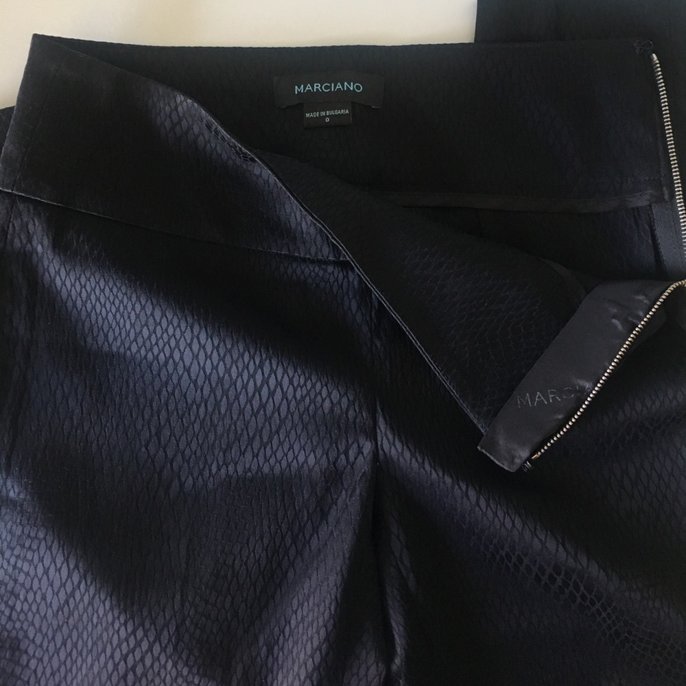 Marciano slim pants, size 0, never worn, no tags