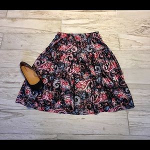 VintageBeautiful, Fun, and Comfy Skirt VintageBeautiful, Fun, and Comfy Skirt