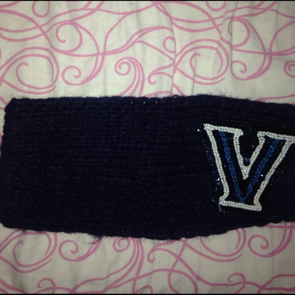 Villanova Ear Warmer