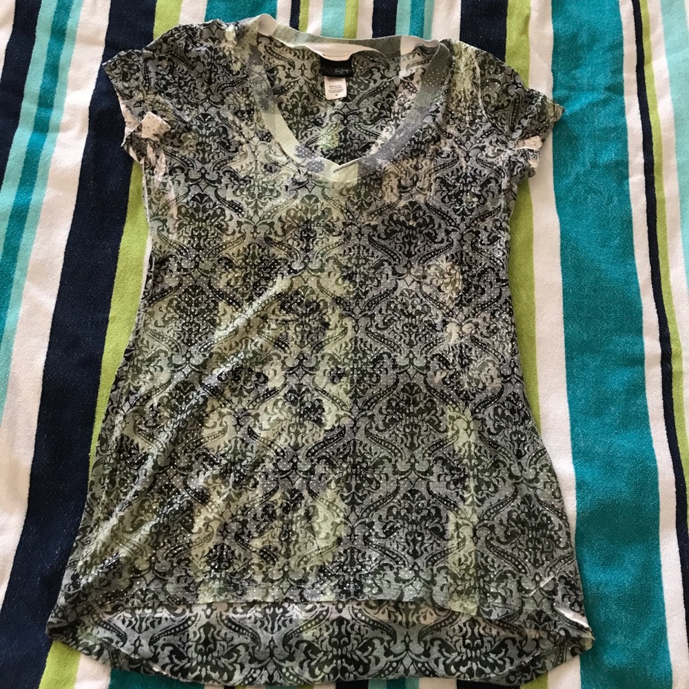 Daytrip shirt from Buckle. (M)