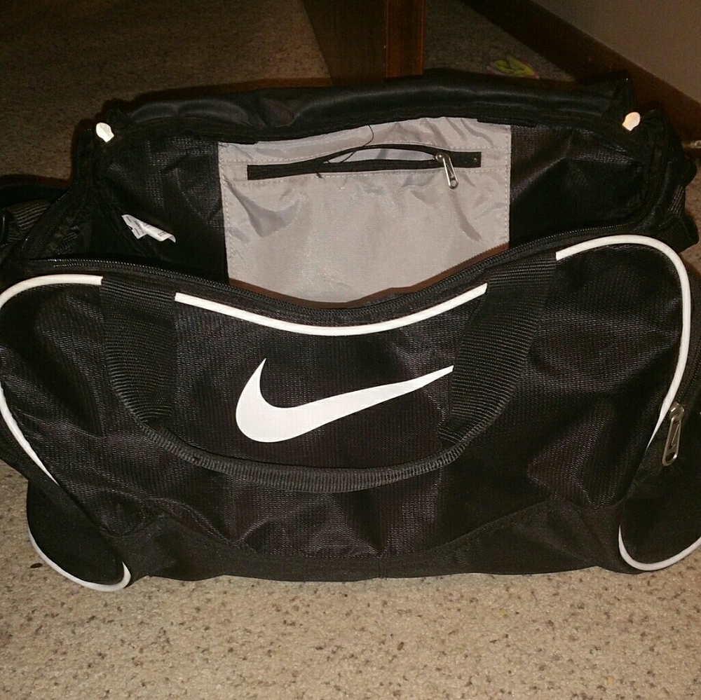 Nike duffle bag