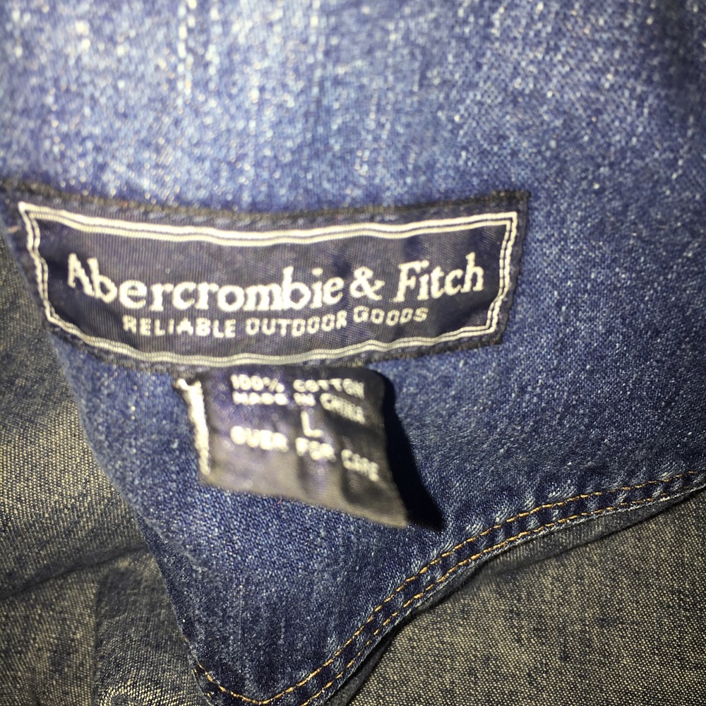Vintage Abercrombie and Fitch Denim Jacket - Picture 4 of 4