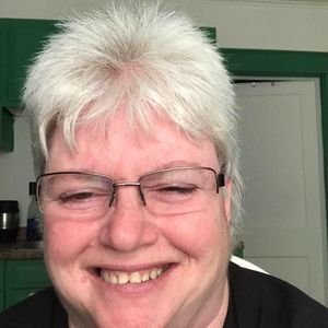 Meet your Posher, Cathy