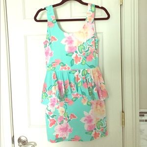 Floral print peplum sundress size M
