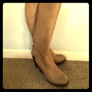 Dr. Scholl's Bellamy light brown sz 9 wedge boot