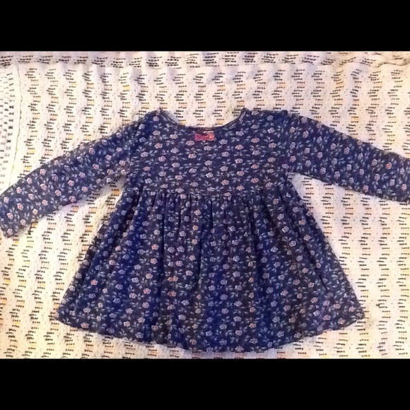 Play-Clothes Bundle - Picture 2 of 4