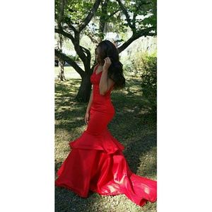 V-Neck Mermaid Formal Prom Dress 2017 with Lace