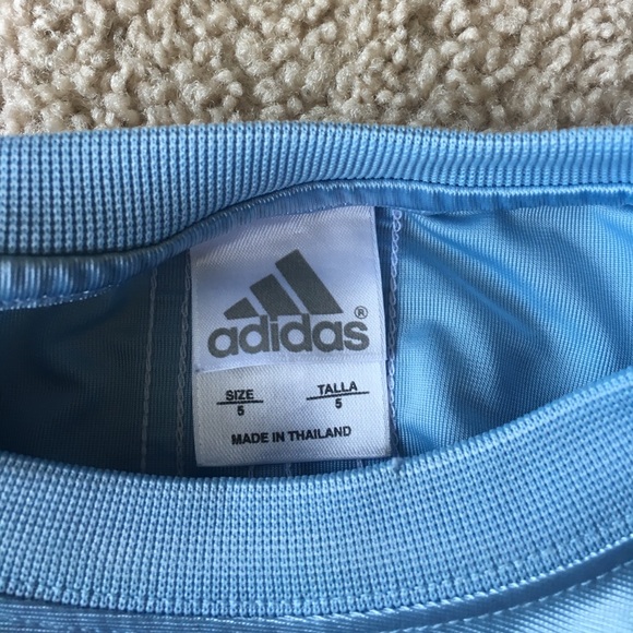 💙 ADIDAS Sleeveless top - Picture 3 of 3