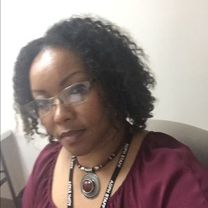 Meet your Posher, Renee