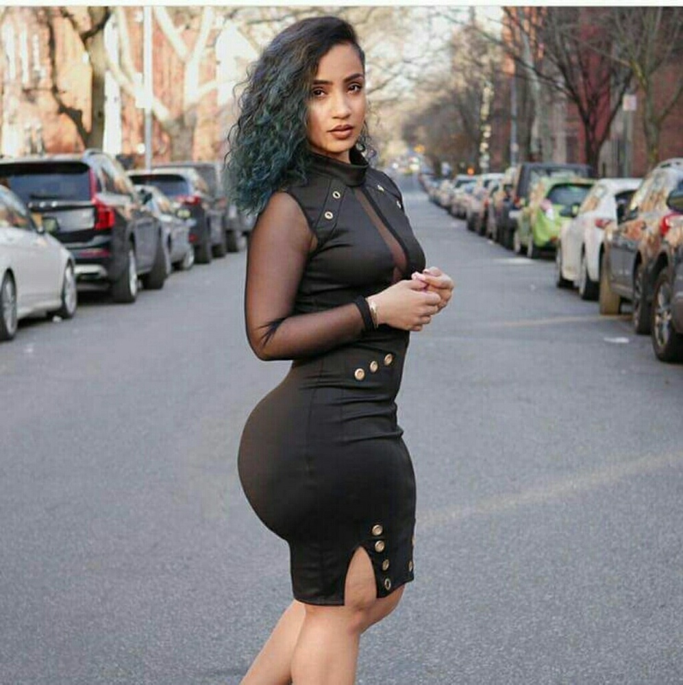 Meet your Posher, Candacey