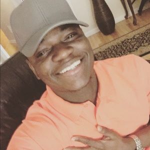 Meet your Posher, Andre landry