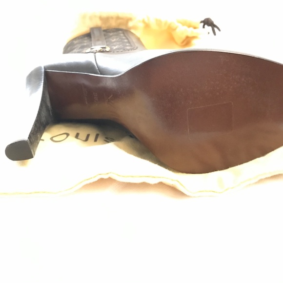 🚫SOLD‼️🚫 Louis Vuitton boots - Picture 6 of 6