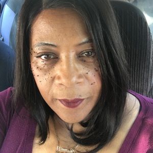 Meet your Posher, Darlene