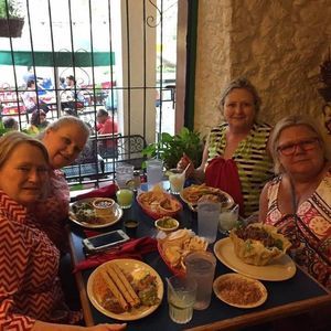 Meet your Posher, Sharon