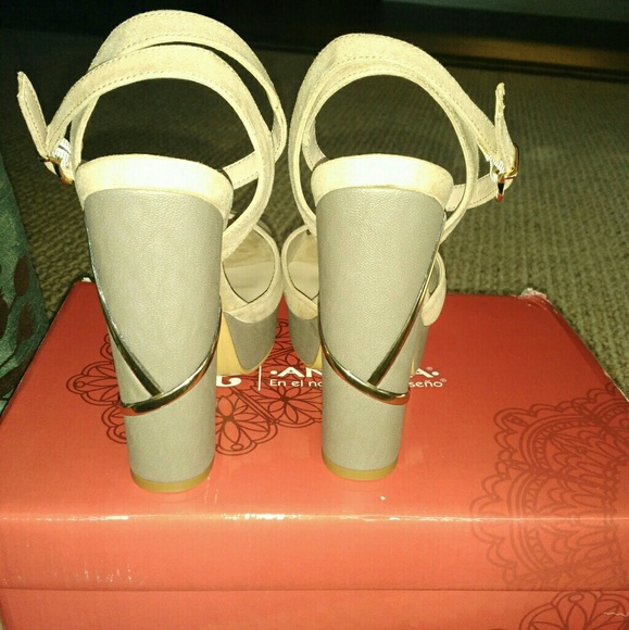 Zapatos Andrea - Picture 2 of 4