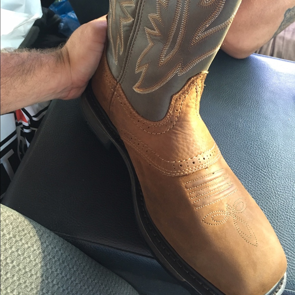 Steal toe work boots wolverines