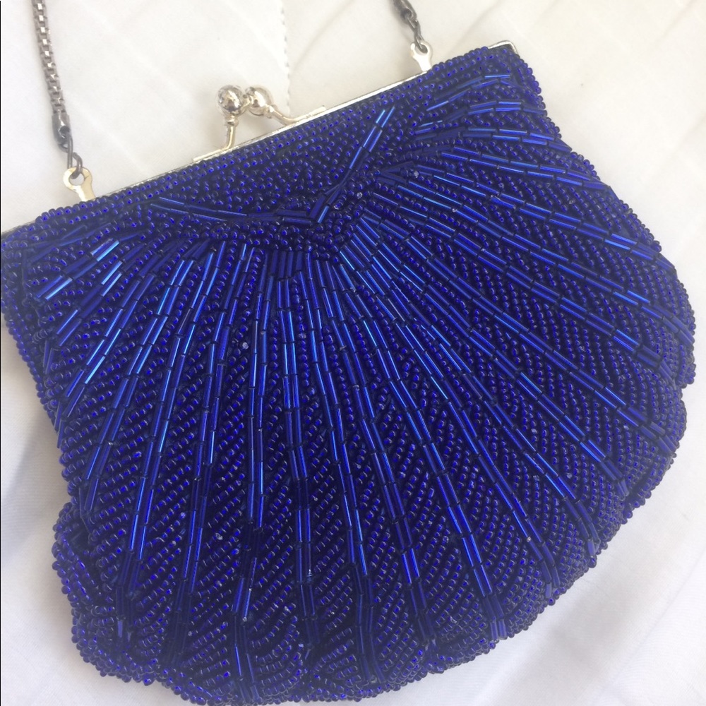 Beaded clutch - Picture 2 of 6