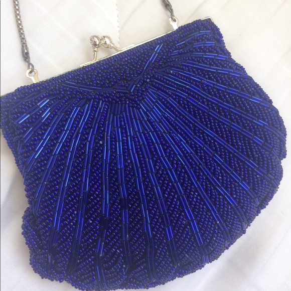 Beaded clutch - Picture 2 of 6