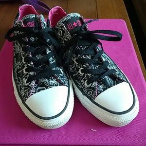 Woman Converse sneakers