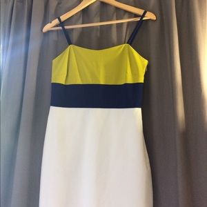 Like new Banana Republic summer cocktail dress!!
