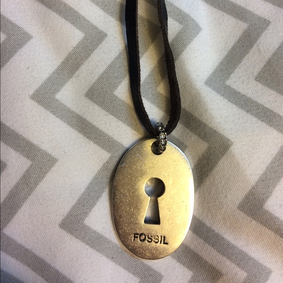 Fossil necklace - Picture 3 of 3