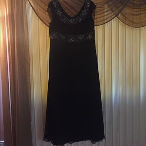 Adrianna Papell Evening Gown Black