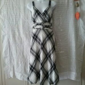 New Monsoon Linen V- Neck  Dressmip