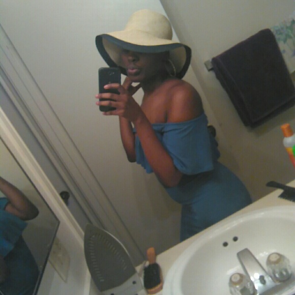 Sundress - Picture 1 of 2