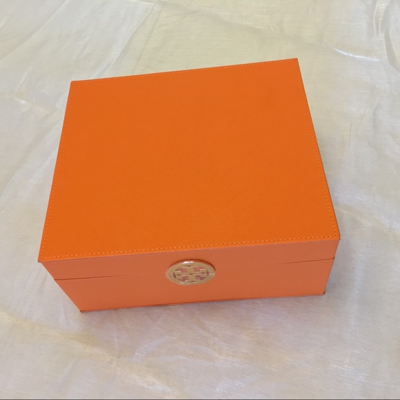 Tory Burch Box with Love Relentlessly Rollerball - Picture 3 of 4