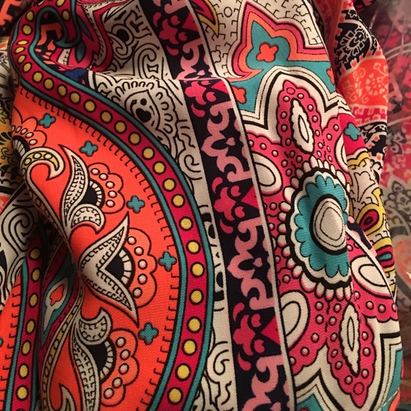 Multi Color Cold Shoulder Boho Tunic Top - Picture 4 of 5
