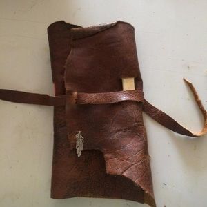 Roll up case for paint brushes