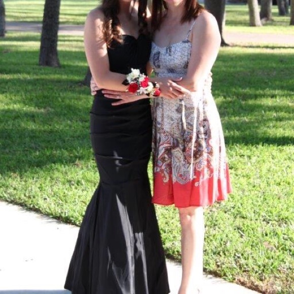 Prom Dress - Picture 2 of 3