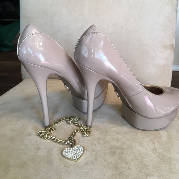 Jennifer Lopez Shoes - 💕❤️Super Markdown💕❤️