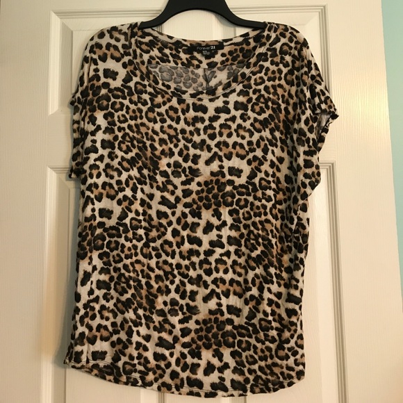 Cheetah shirt - Picture 1 of 1