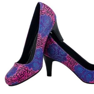 T.U.K. Rose Print Leopard Garden Design Heels Sz 9 T.U.K. Rose Print Leopard Garden Design Heels Sz 9