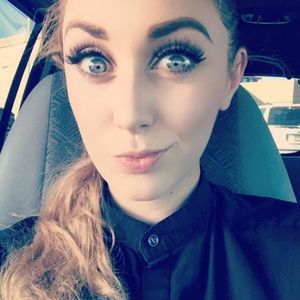Meet your Posher, Alyssa