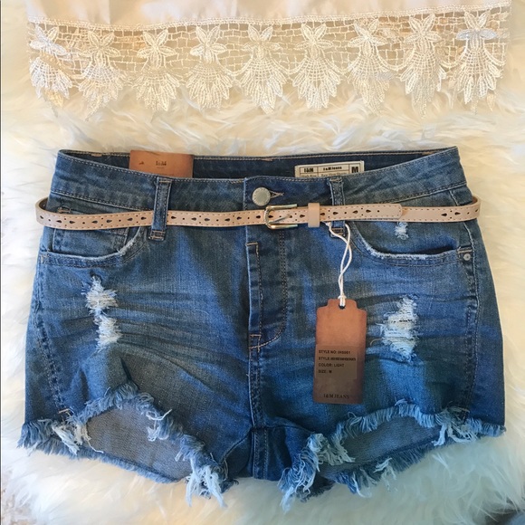 Bae High-Rise Raw Hem Jean Shorts - Picture 3 of 6