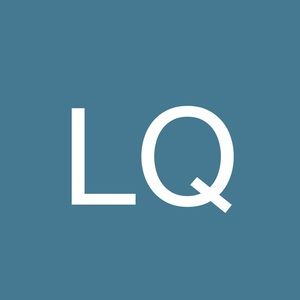 Meet your Posher, Lorie