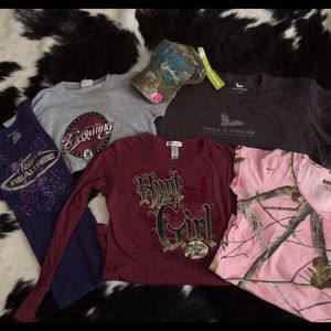 Ladies shirt bundle w/ball cap! 👚👚👚👚👚