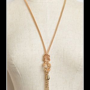 Beautiful long necklaceIn ROSE  gold