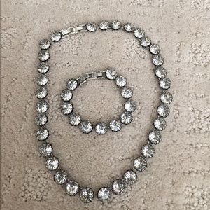 Stella and dot necklace and bracelet