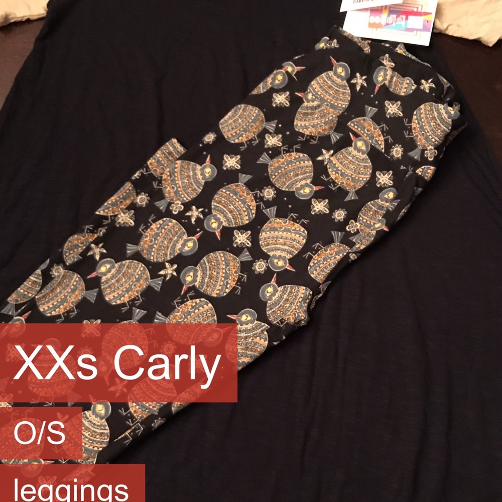 Is legging  black Carly