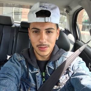 Meet your Posher, Nick