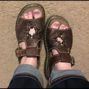 ✨Cute Doc Marten Sandals✨
