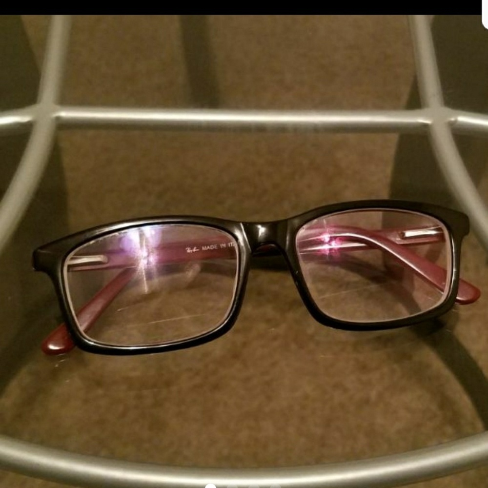 Eyeglasses